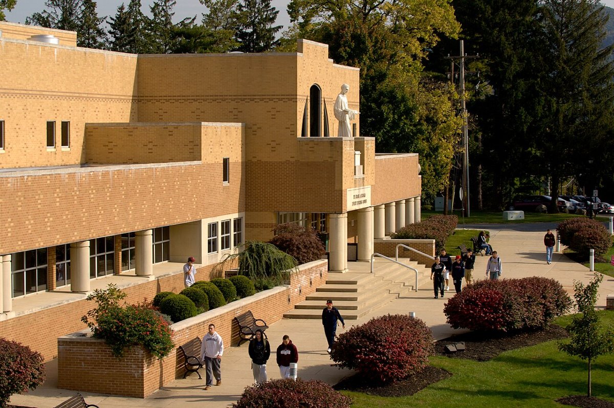 Franco Library at Alvernia University