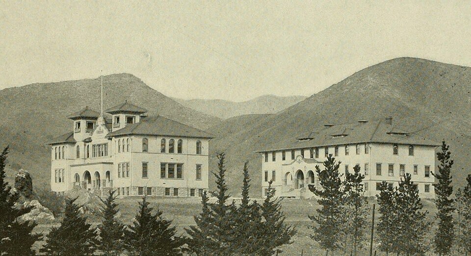 American Public University building Charles Town WV 2022-08-07 12-41-16