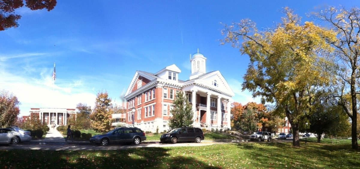 Asbury University Administration Building 1