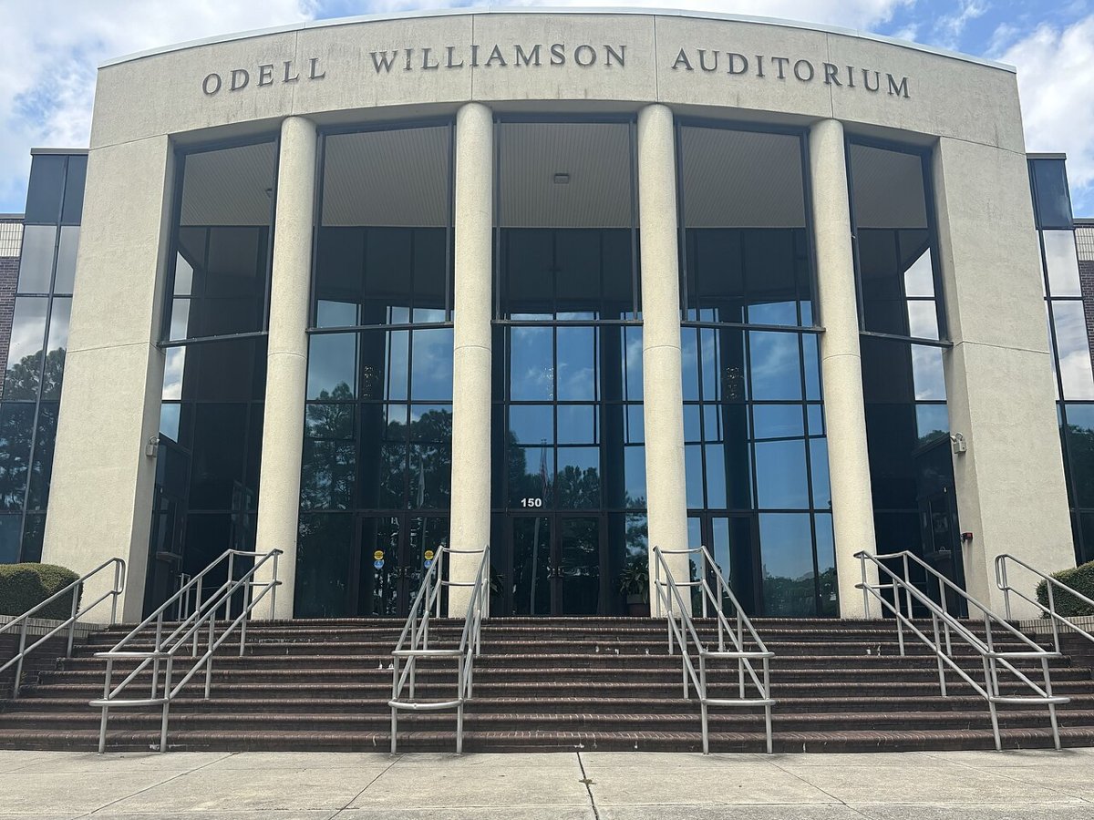 BrunswickCommunityCollegeSign