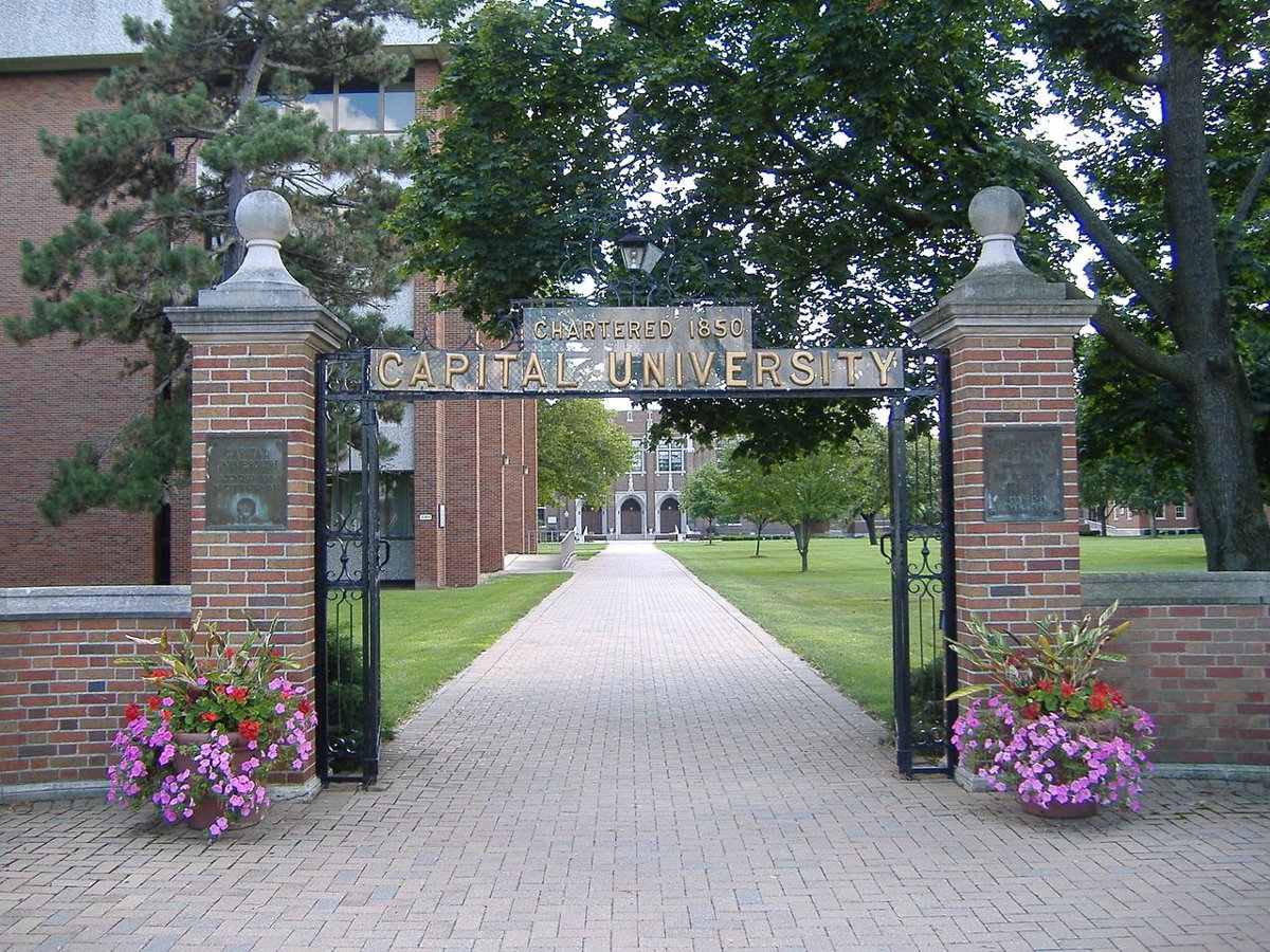 Capitol University Front Gate 640x480