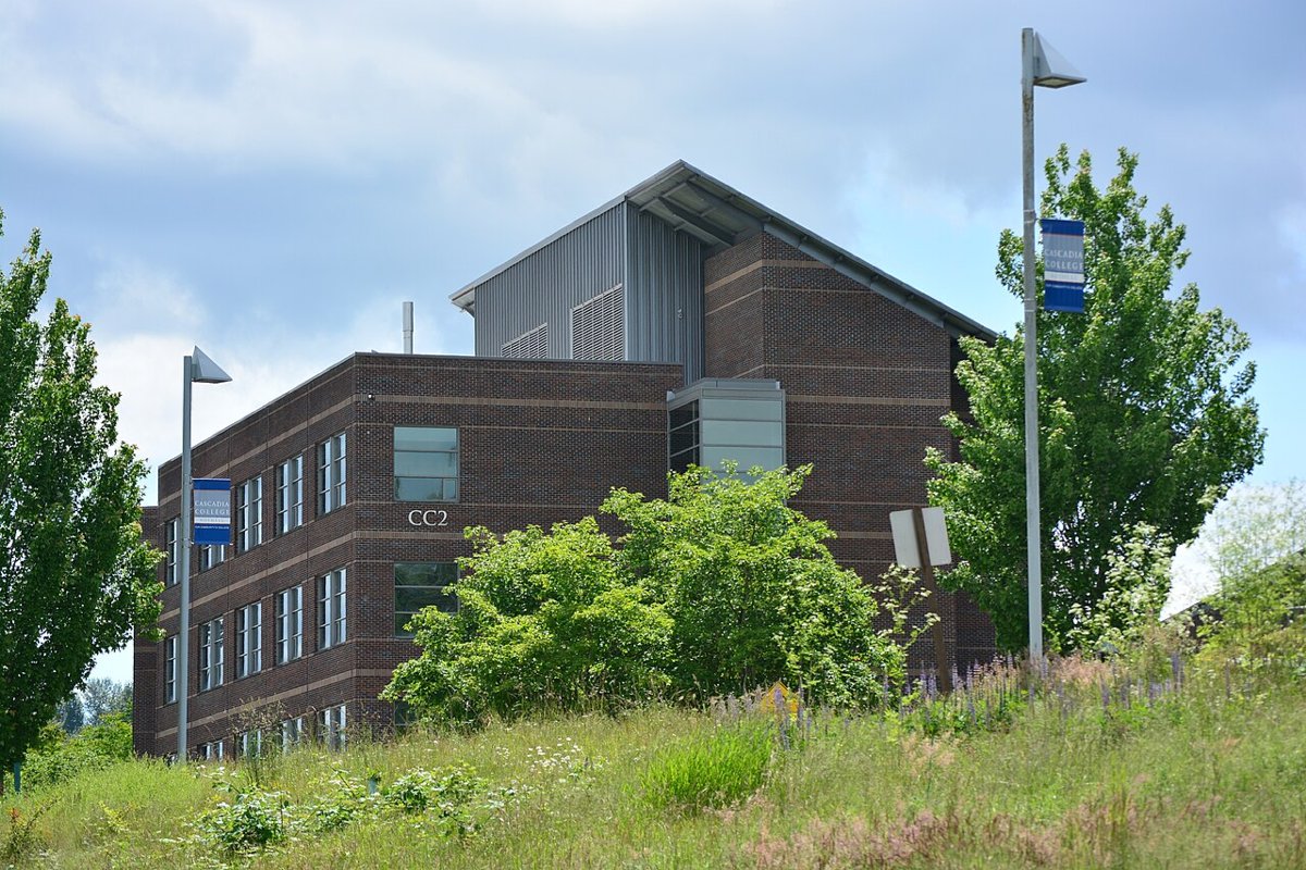 Cascadia College Building 2 - 01