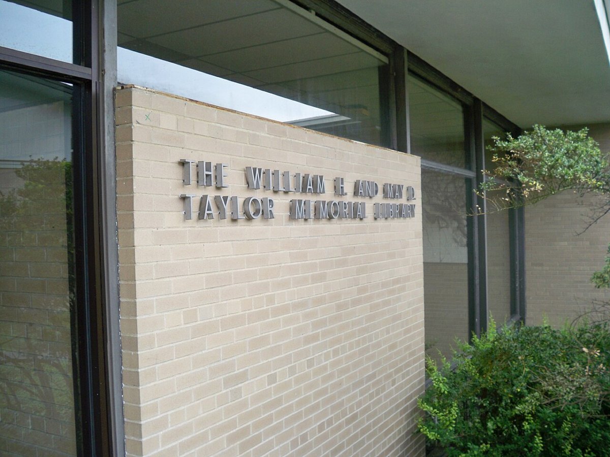 Taylor Memorial Library - Centenary University