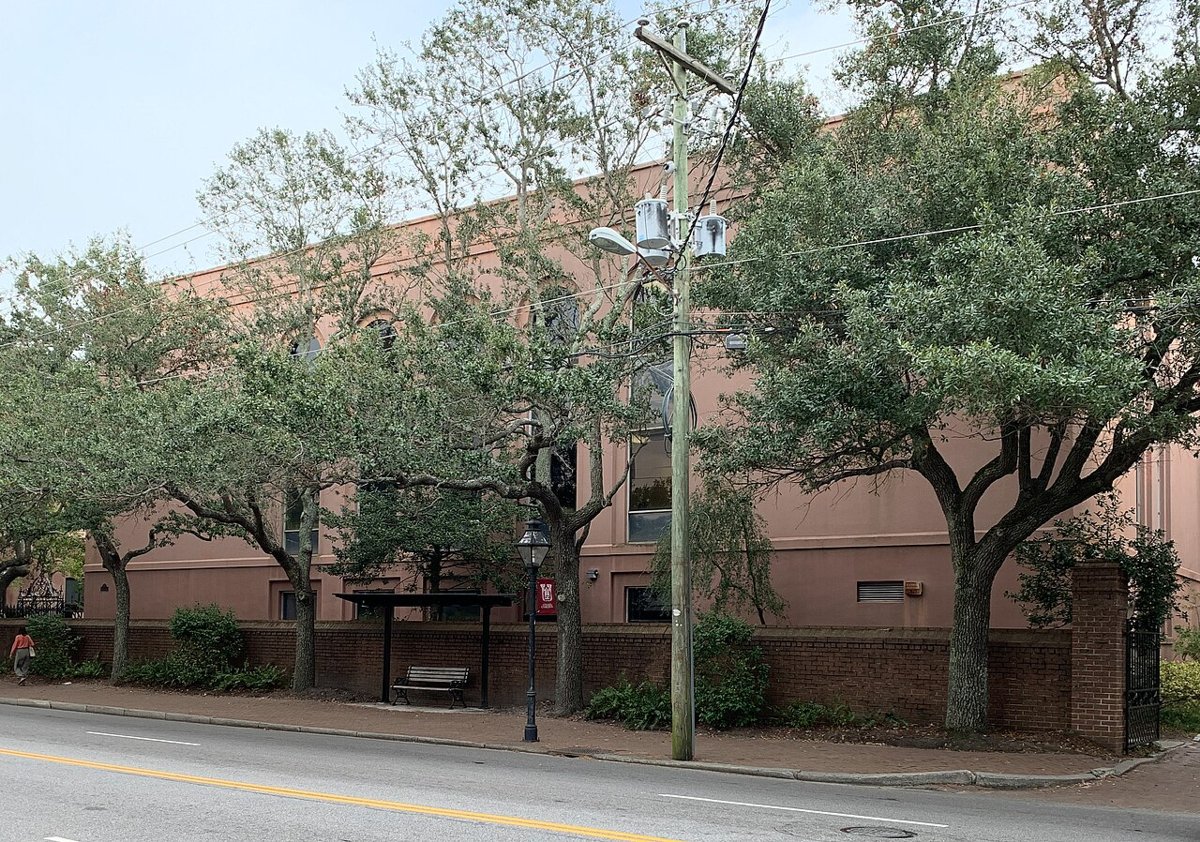 Stern Center - 71 George