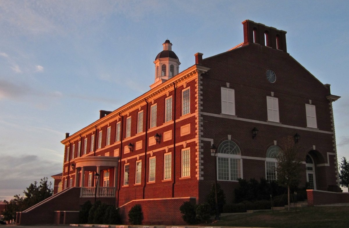 Nation Hall & Pilgrim Chapel at DBU