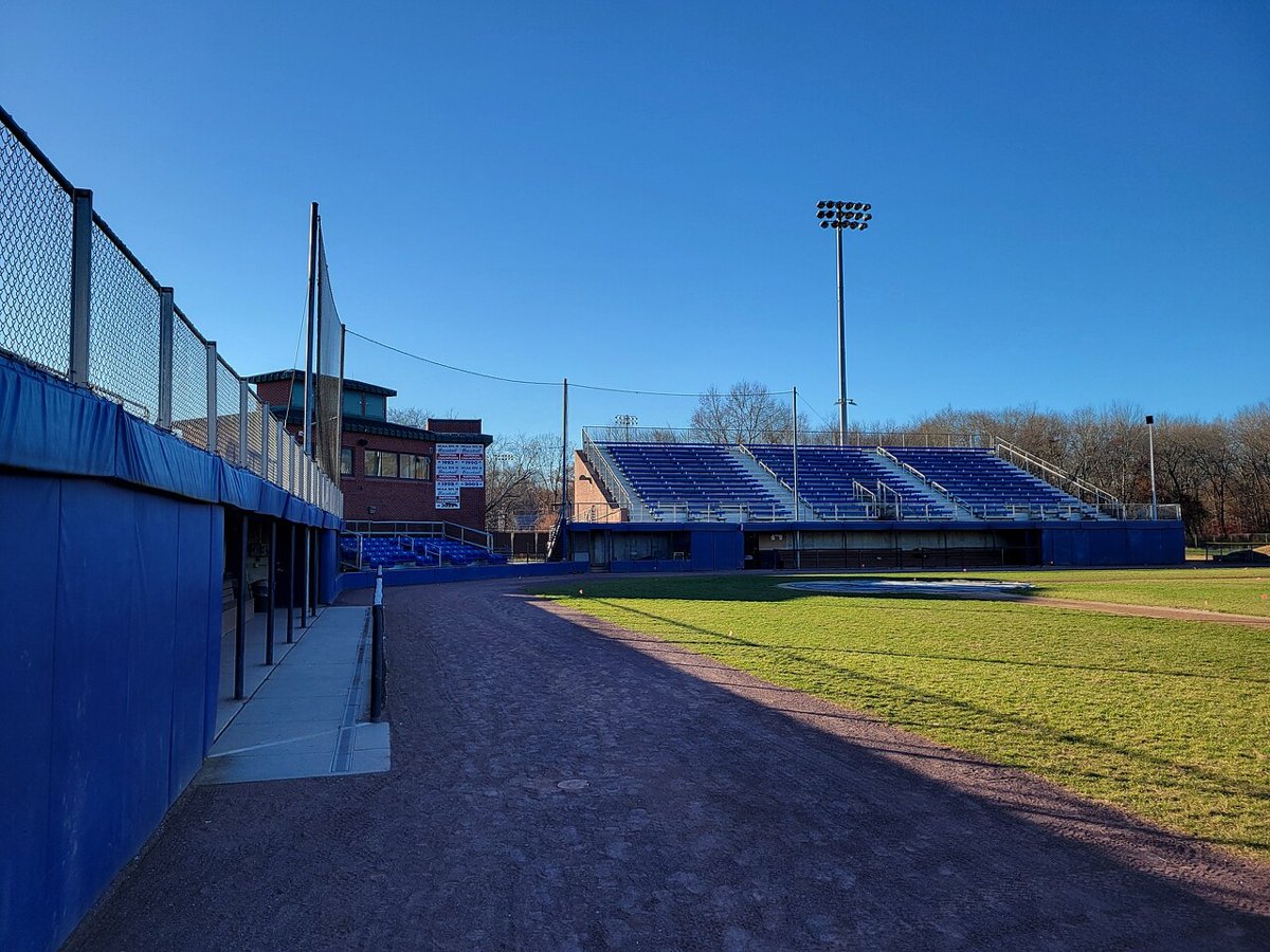 ECSU clock tower and library, 2022-4-12