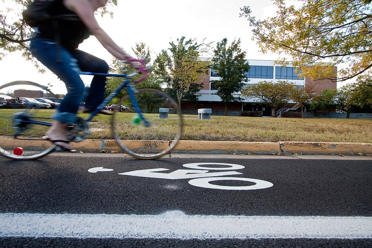 Eastern Mennonite University Campus Students on a Cross-cultural Trip