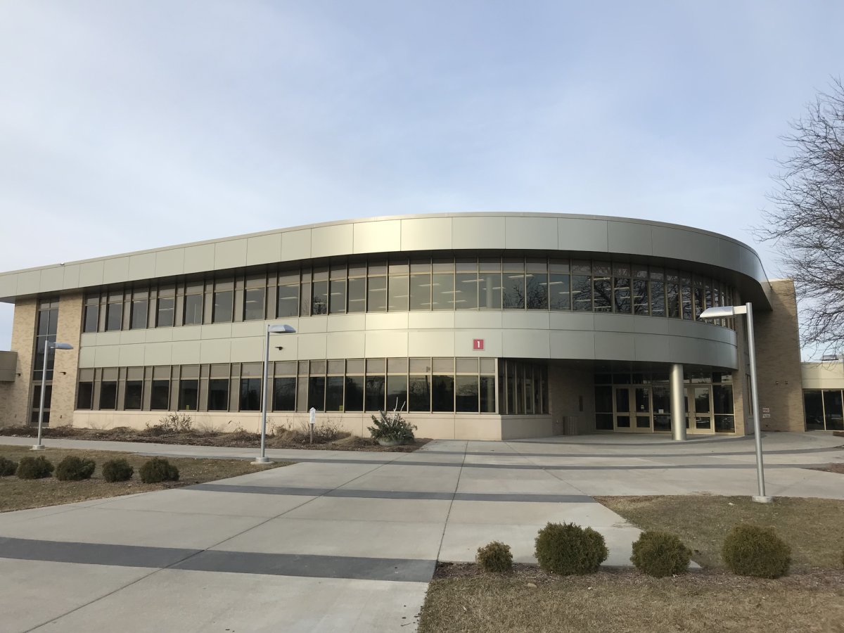 FoxValleyTechnicalCollegeAppletonNorthEntrance