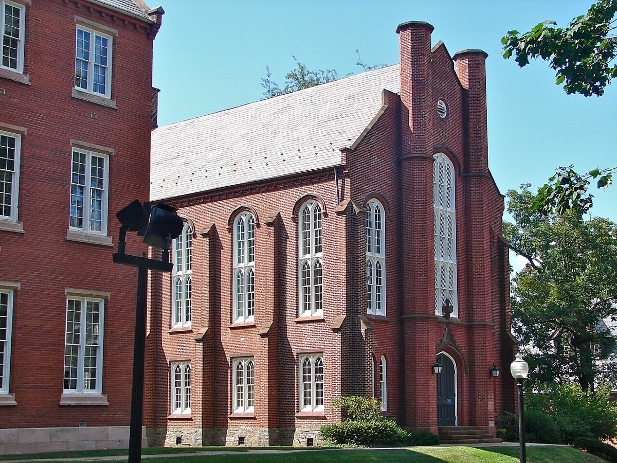 Alumni Hall FnM Lancaster