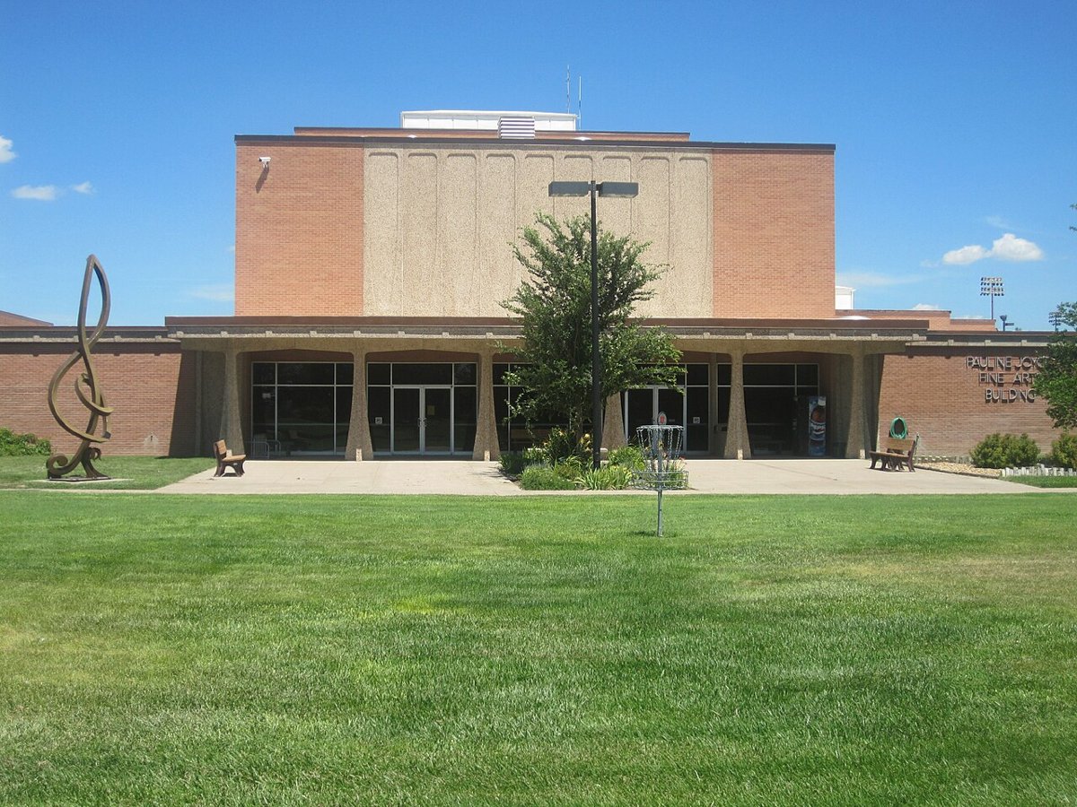 Fine Arts Building, Garden City Community College IMG