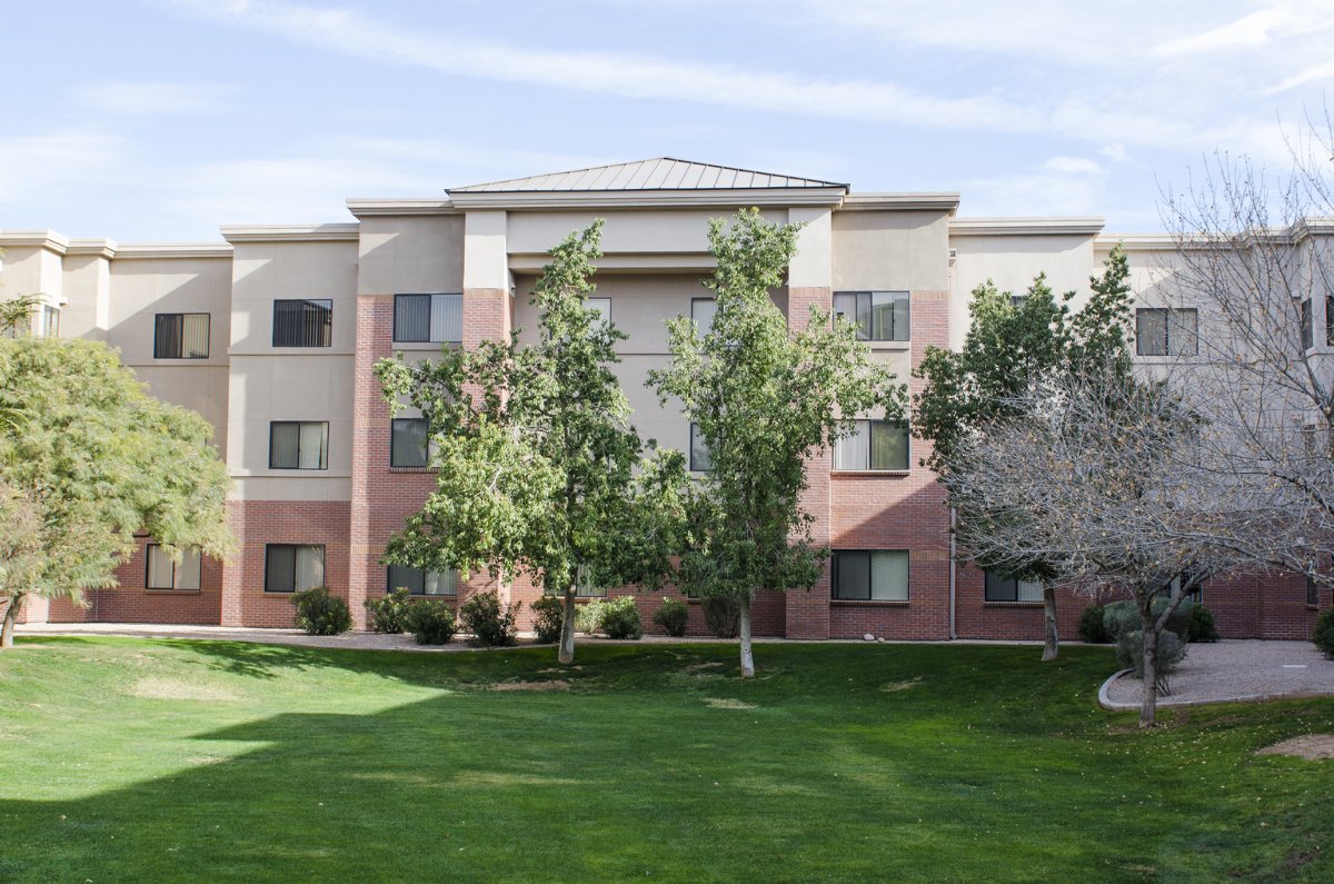 Grand Canyon University, 3300 W Camelback Rd, Phoenix, AZ 85017 - panoramio