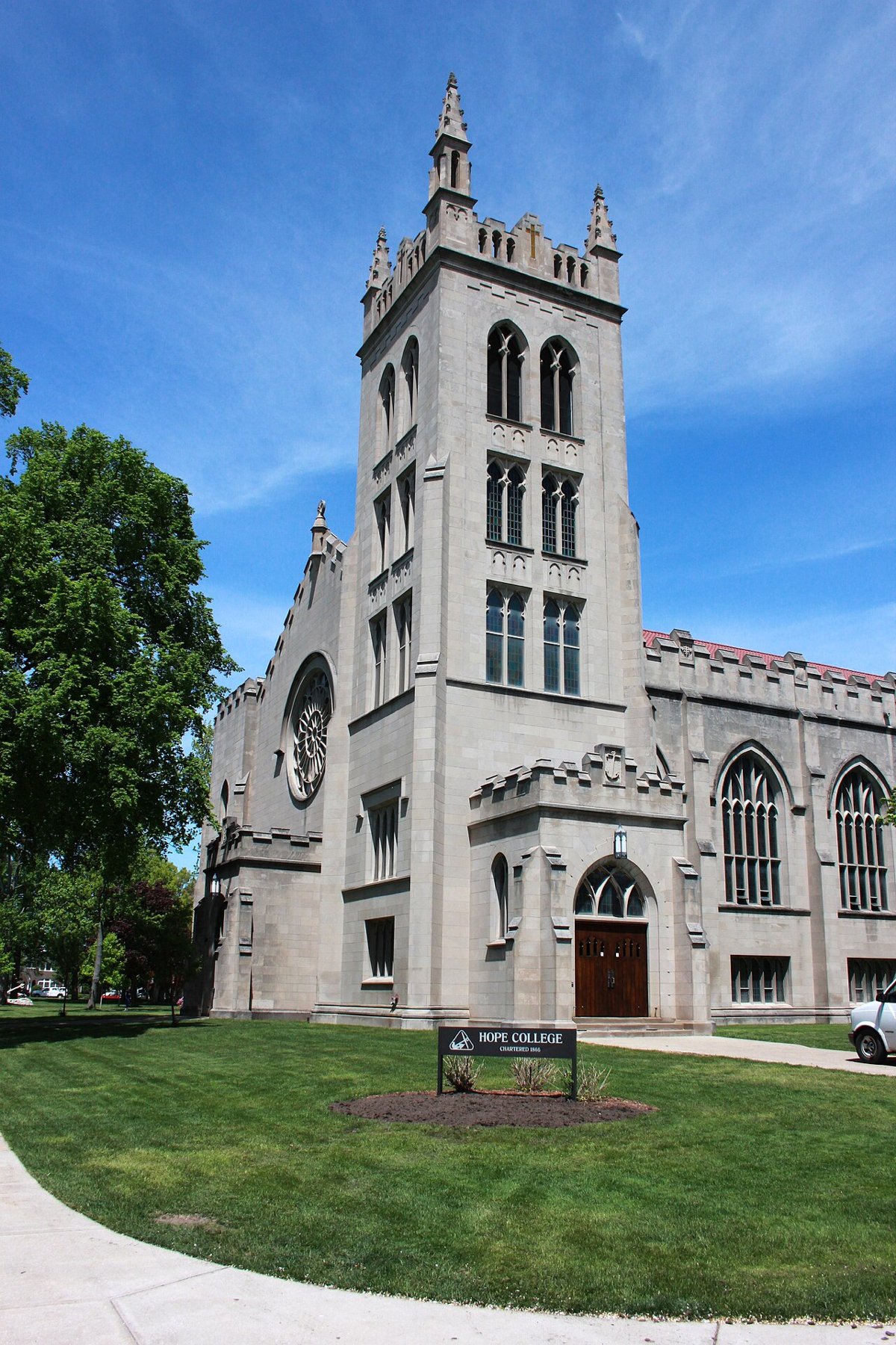 Dimnent Memorial Chapel