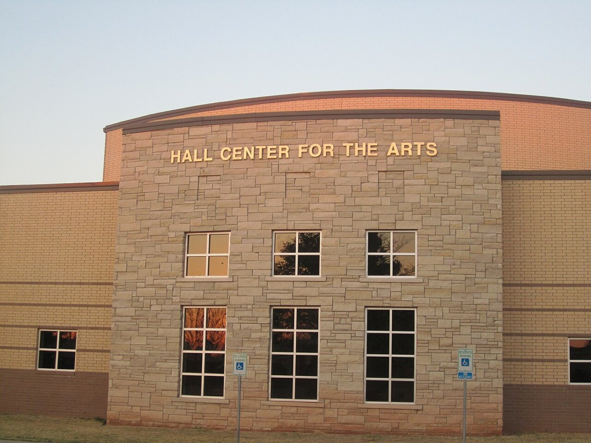 Howard College sign, Big Spring, TX IMG