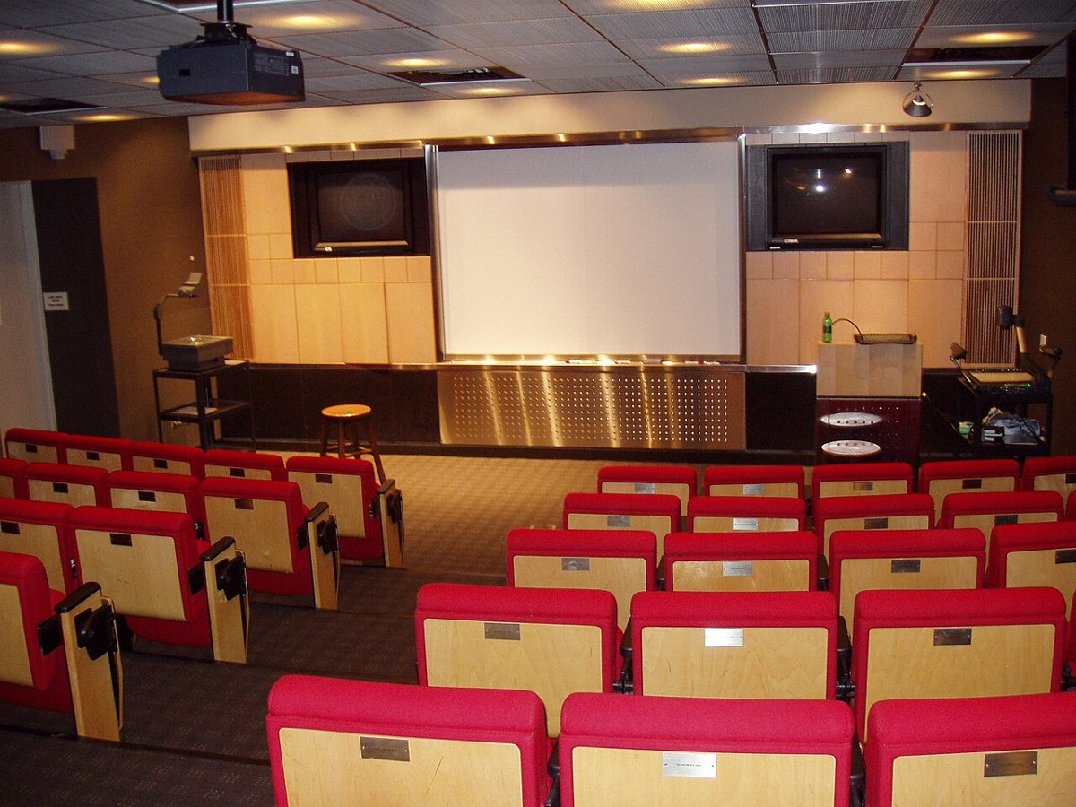 Illinois College of Optometry campus