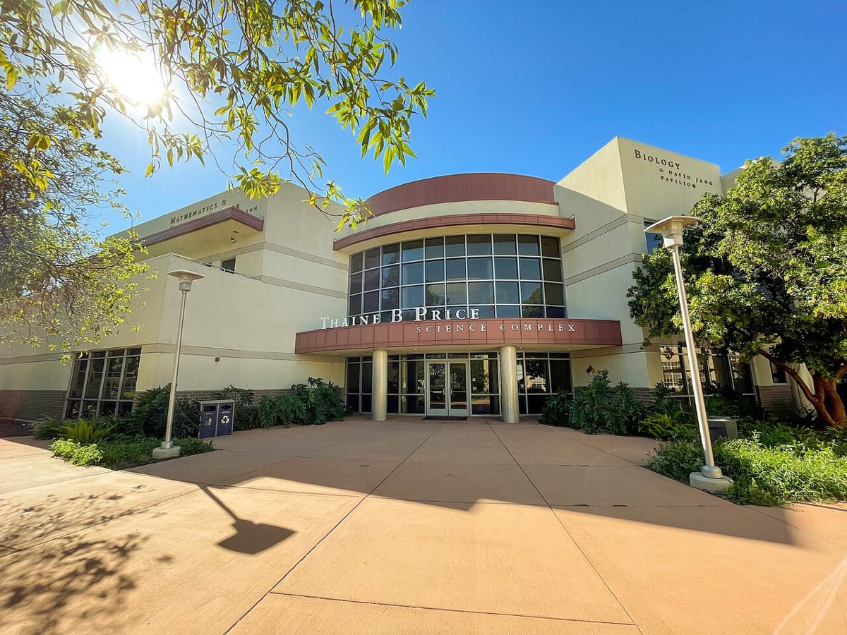 Arlington CA - Angwin Hall, La Sierra College