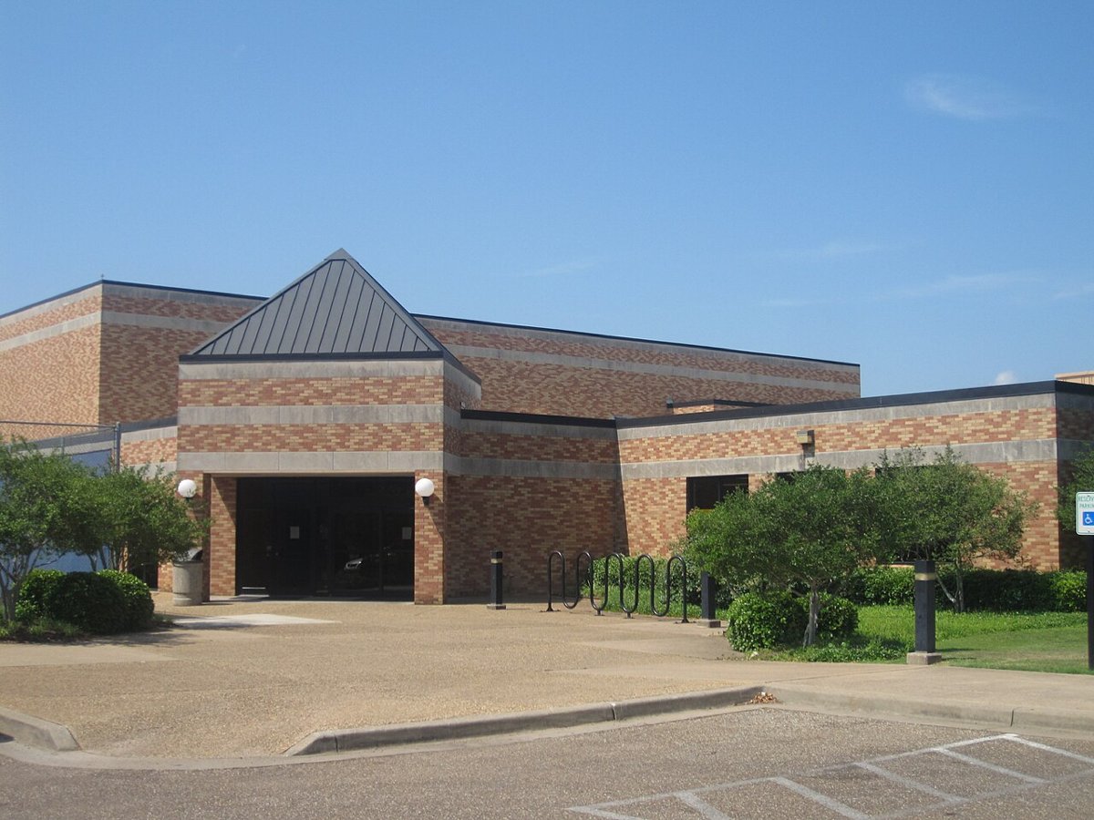 Solheim Recreational & Activity Center, LeTourneau, Longview IMG