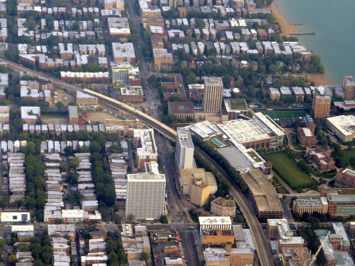 Mundelin Center, Loyola University Chicago