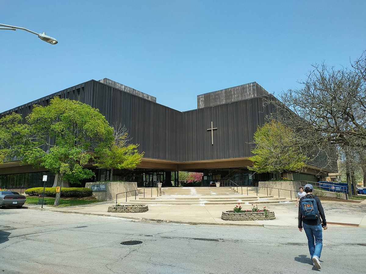 Lutheran School of Theology at Chicago campus