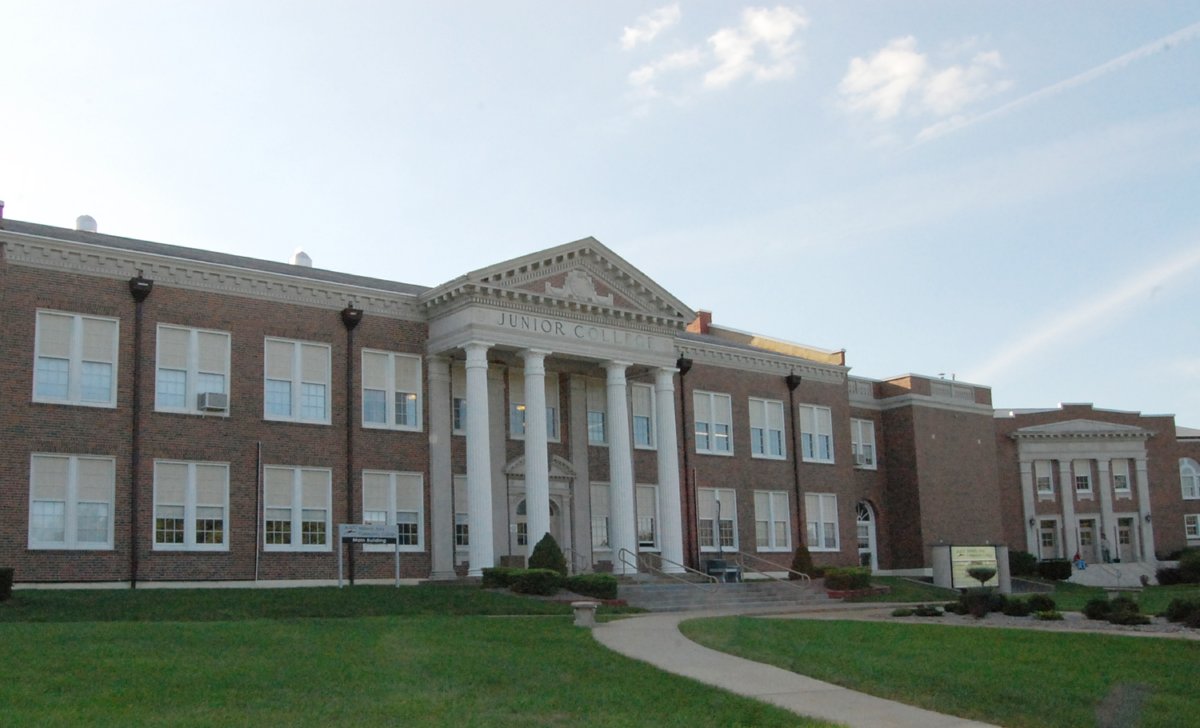Moberly Area Community College 1