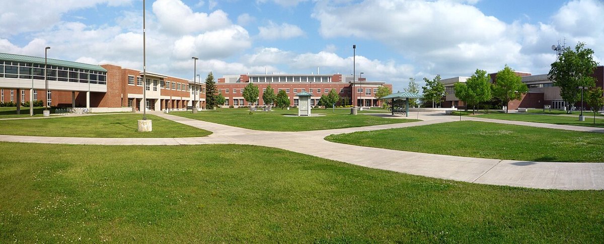 Northern Michigan University's Academic Mall