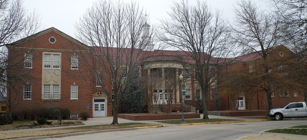 Shawnee Hall, Oklahoma Baptist University
