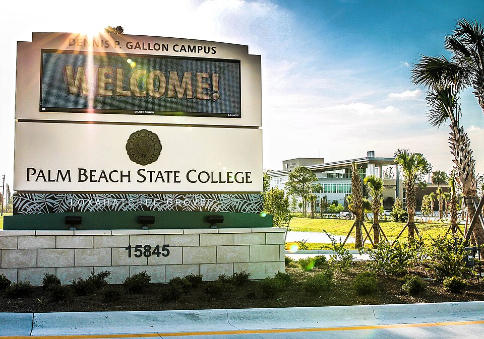 Judge Reinhold at the 47th Emmy Awards afterparty cropped and airbrushed