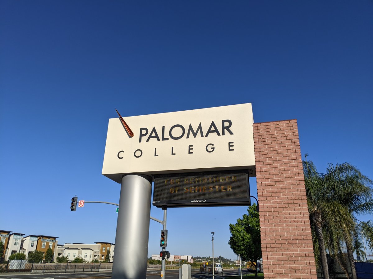 New Palomar College library