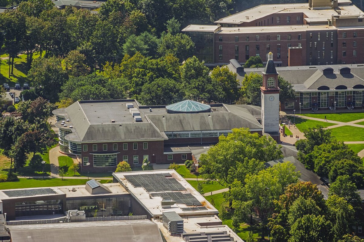 Quinnipiac University Arnold Bernhard Library