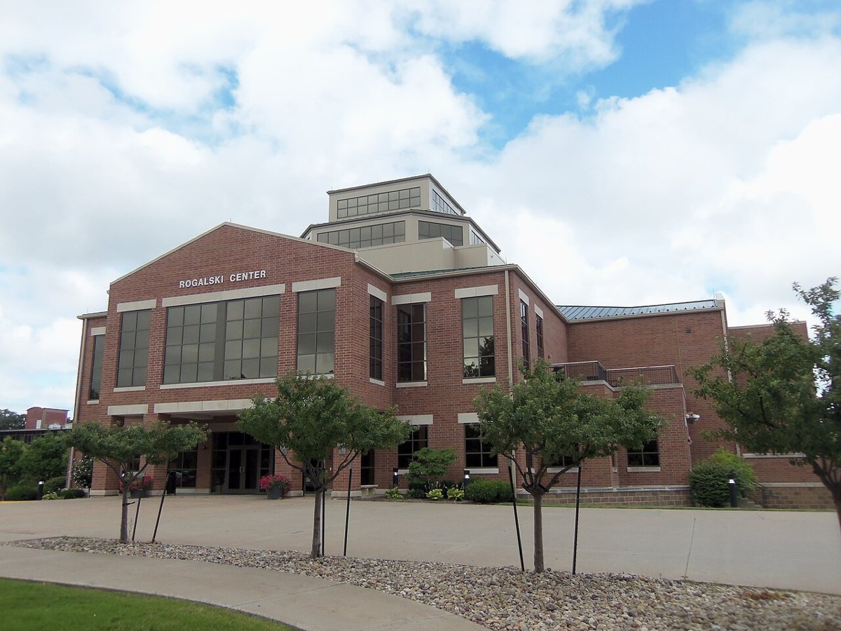 SAU Rogalski Center