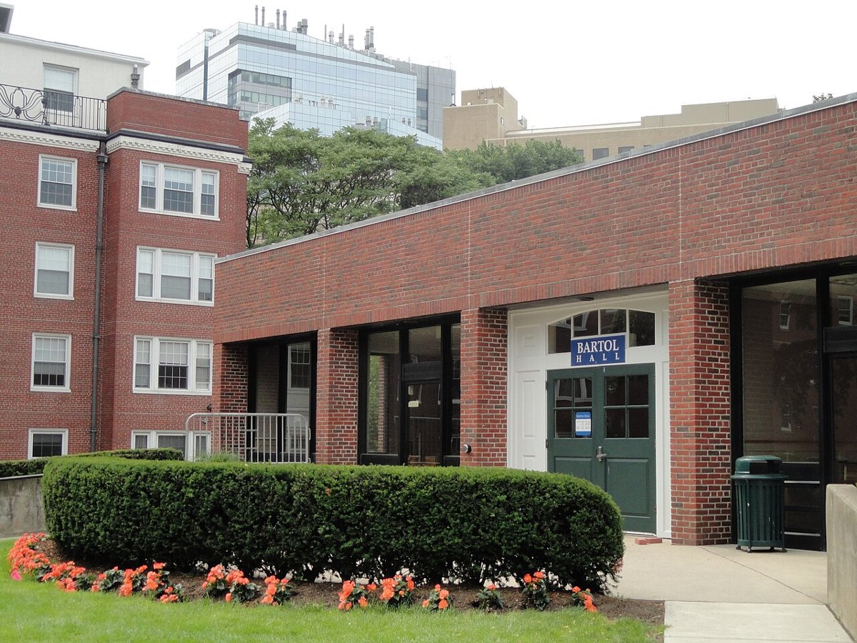 Morse Hall - Simmons College - DSC09854