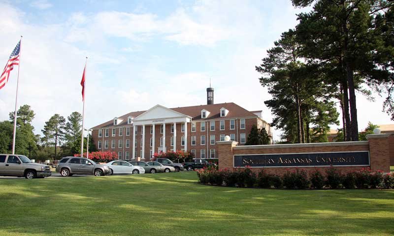 Southern Arkansas University's Overstreet Hall