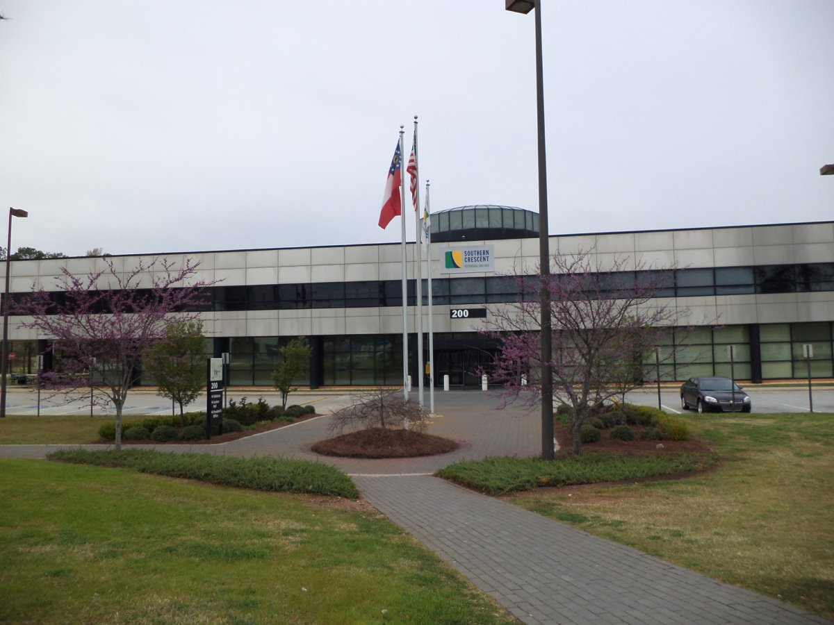 Southern Crescent Technical College 200 Building closeup
