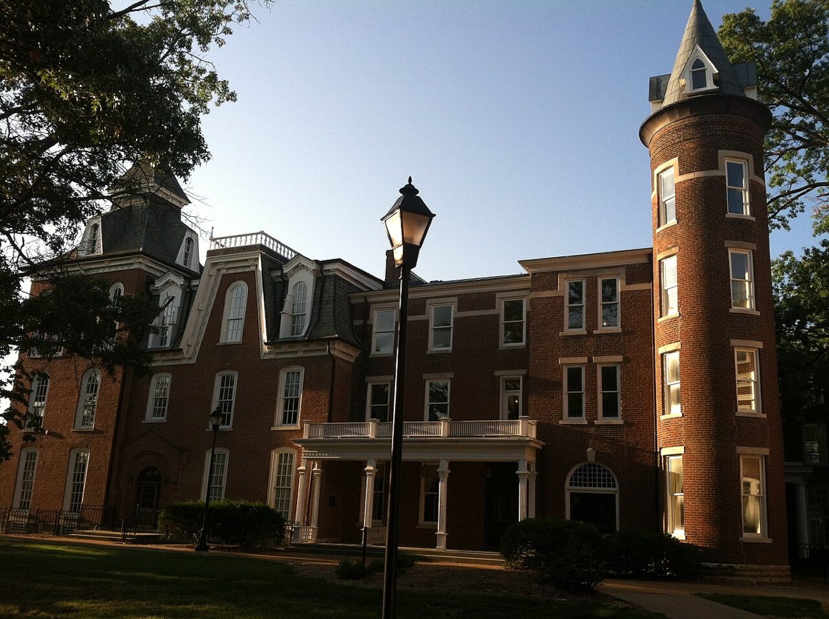 Senior hall north Stephens college