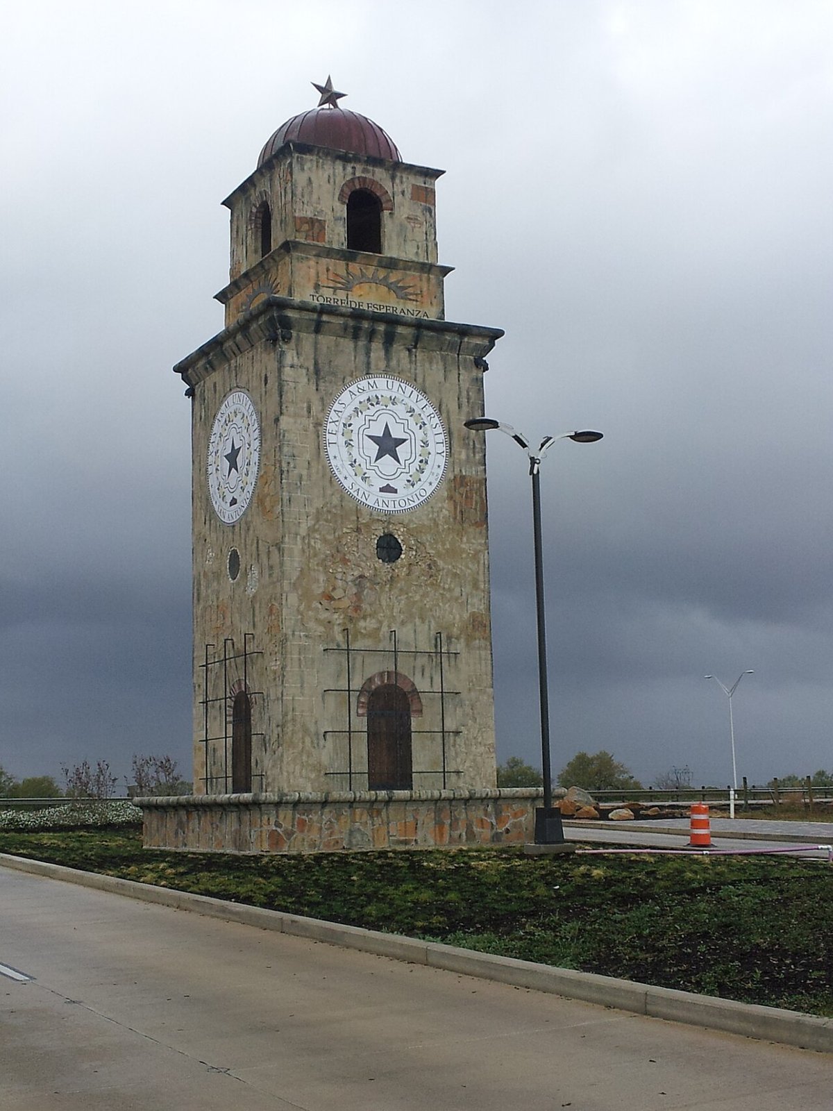 Canted view of tower at University Way and SW Loop 410 - panoramio