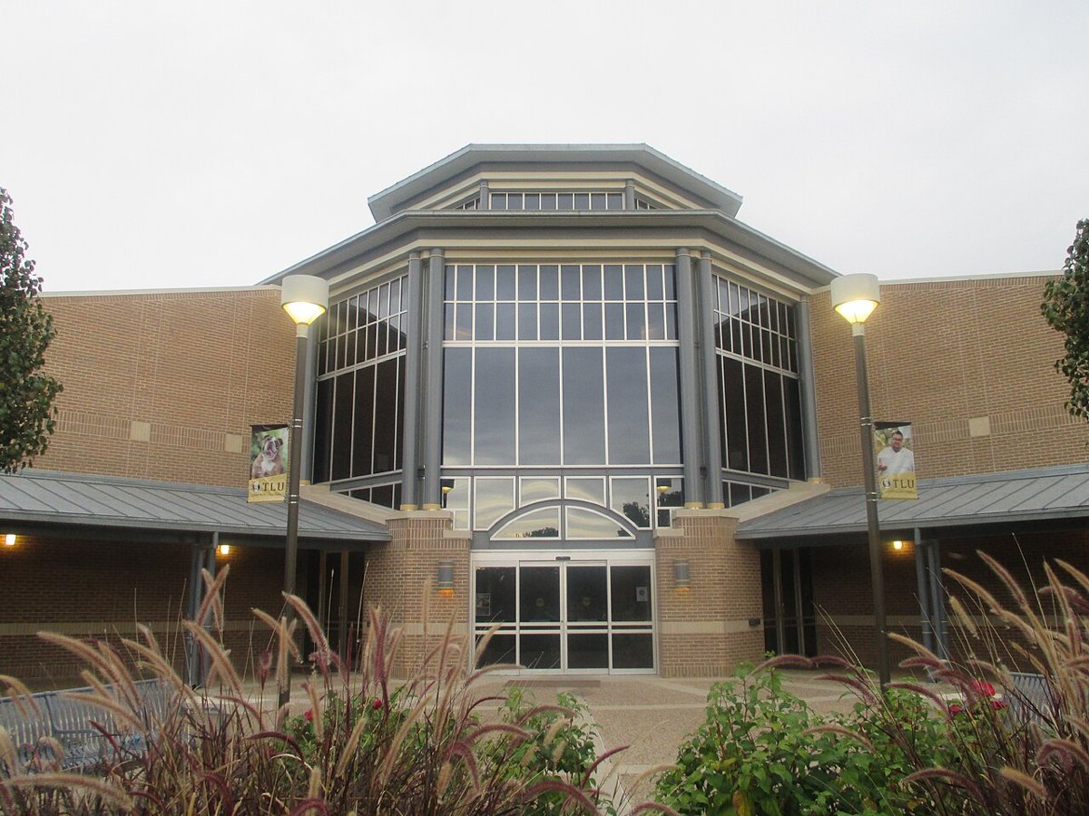 Weimar and Paula Hein Dining Center, TLU, Seguin IMG