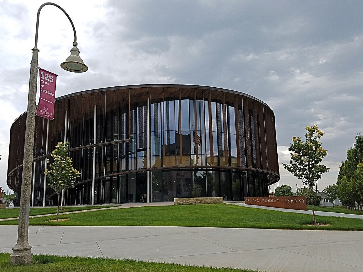Cruzen-Murray Library, College of Idaho