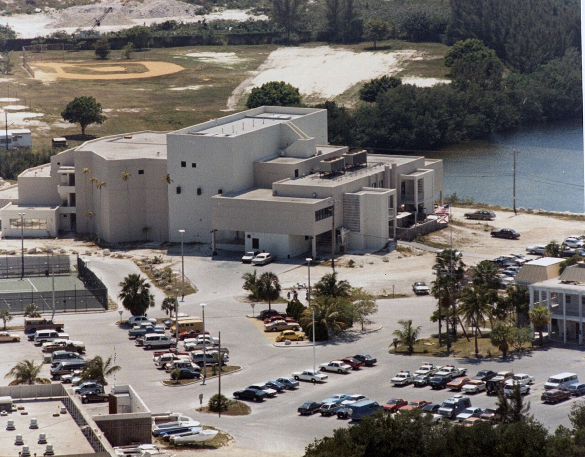 Aerial photographs of Florida MM00034072x