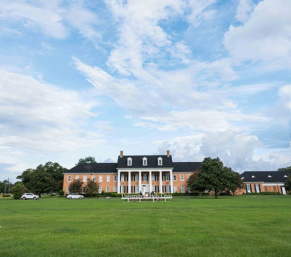 University of Holy Cross