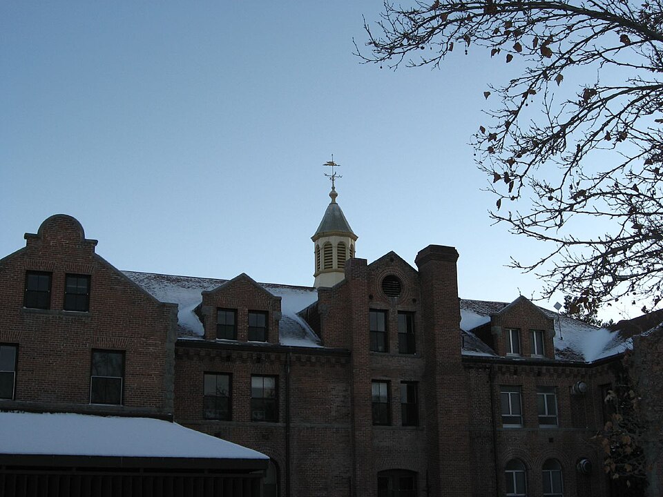 UNR KnowledgeCenter120520