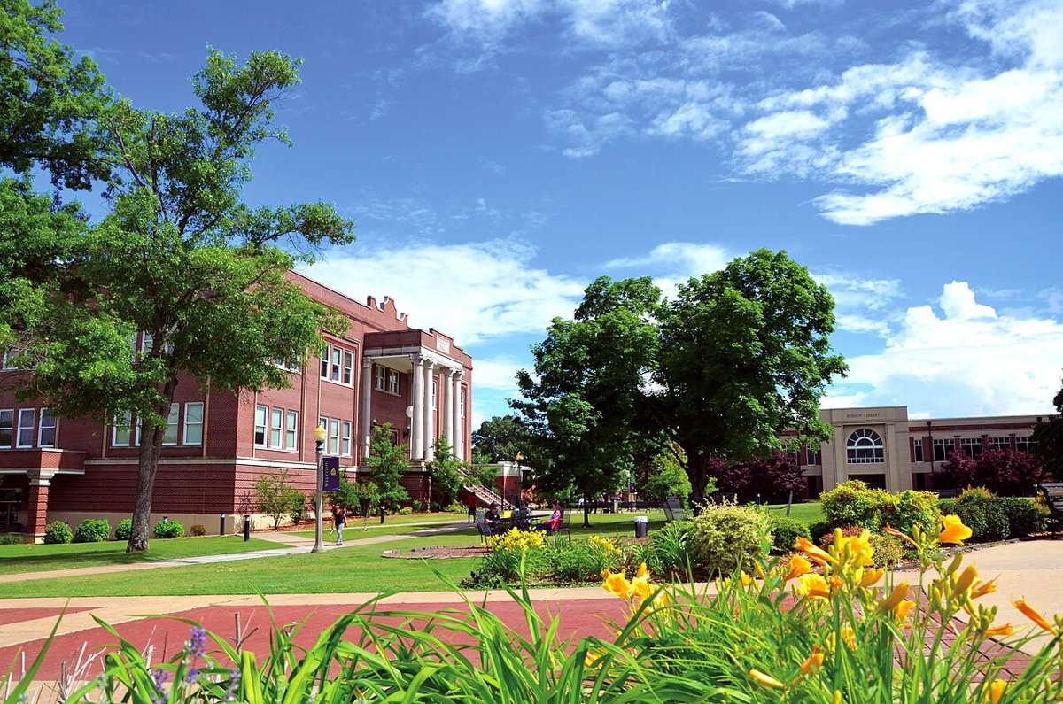 University of the Ozarks campus