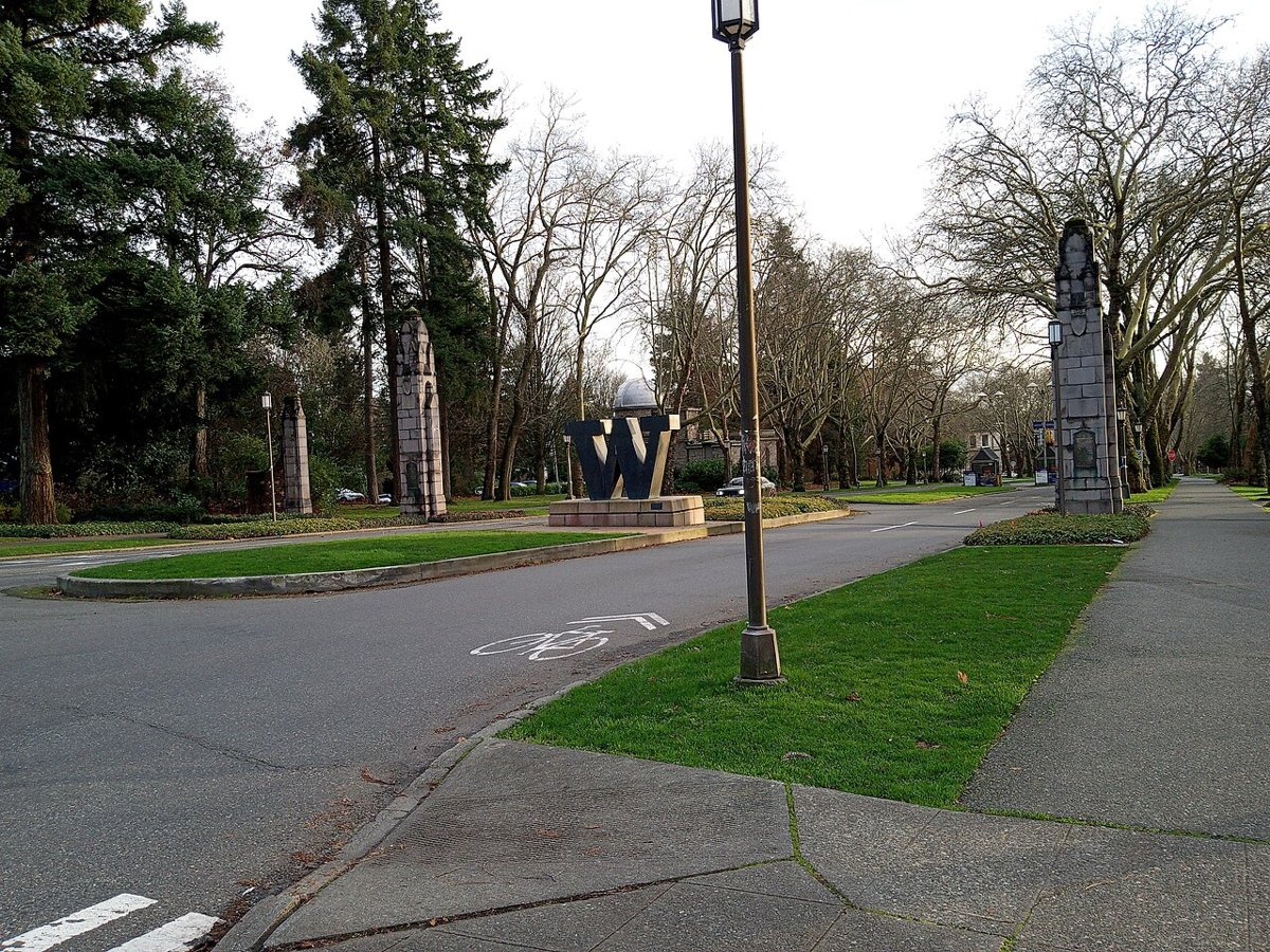 UW bothell commons hall