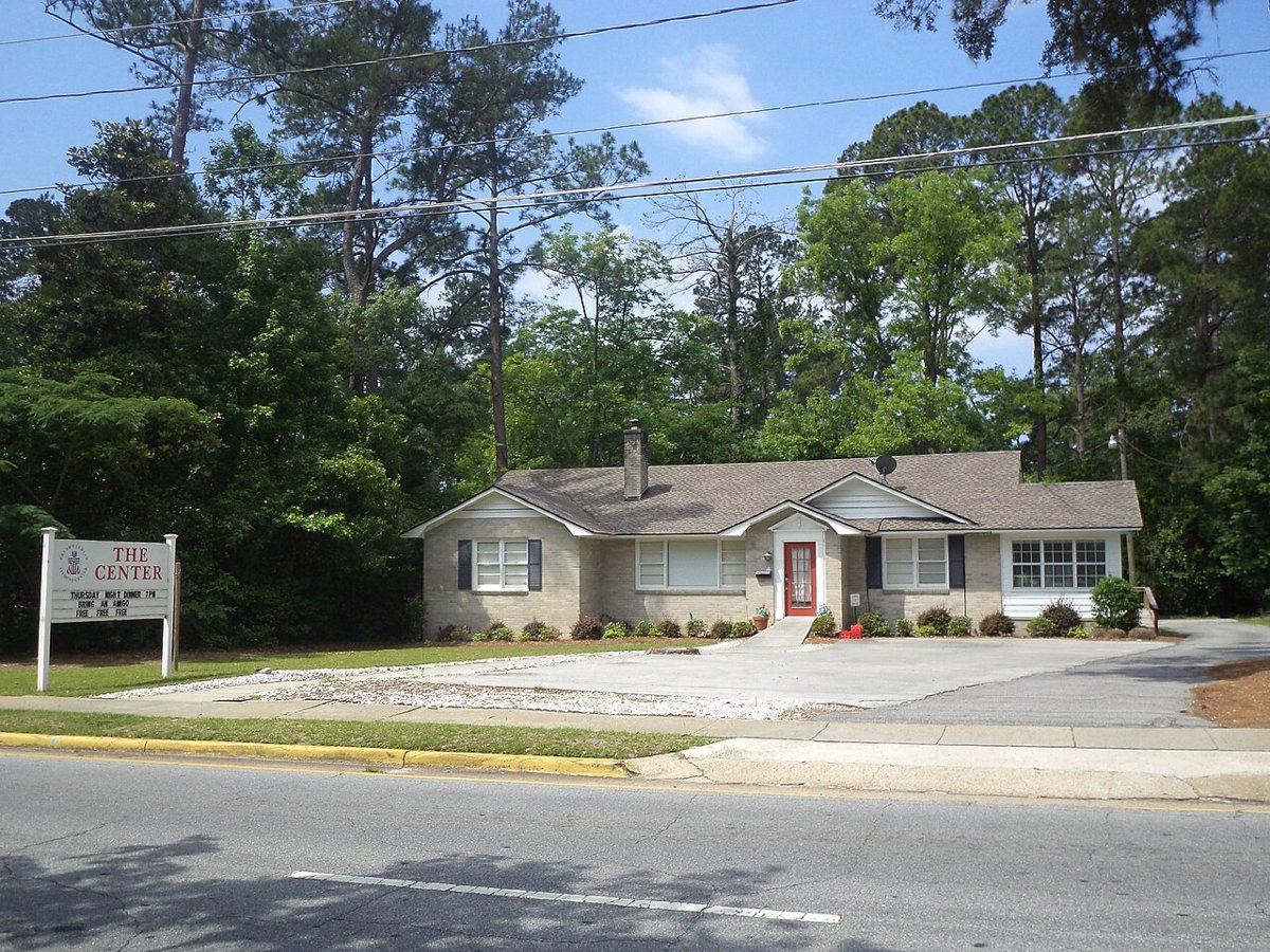 Solar powered charging station, Oak St parking lot, VSU