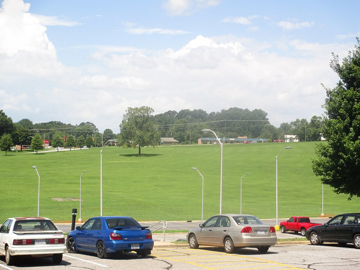 Phifer Learning Resources Center, Morganton, NC IMG